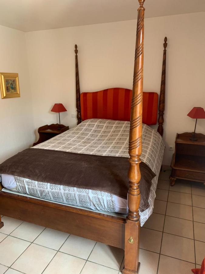 Bed and Breakfast Le Saint-Hilaire Екстер'єр фото