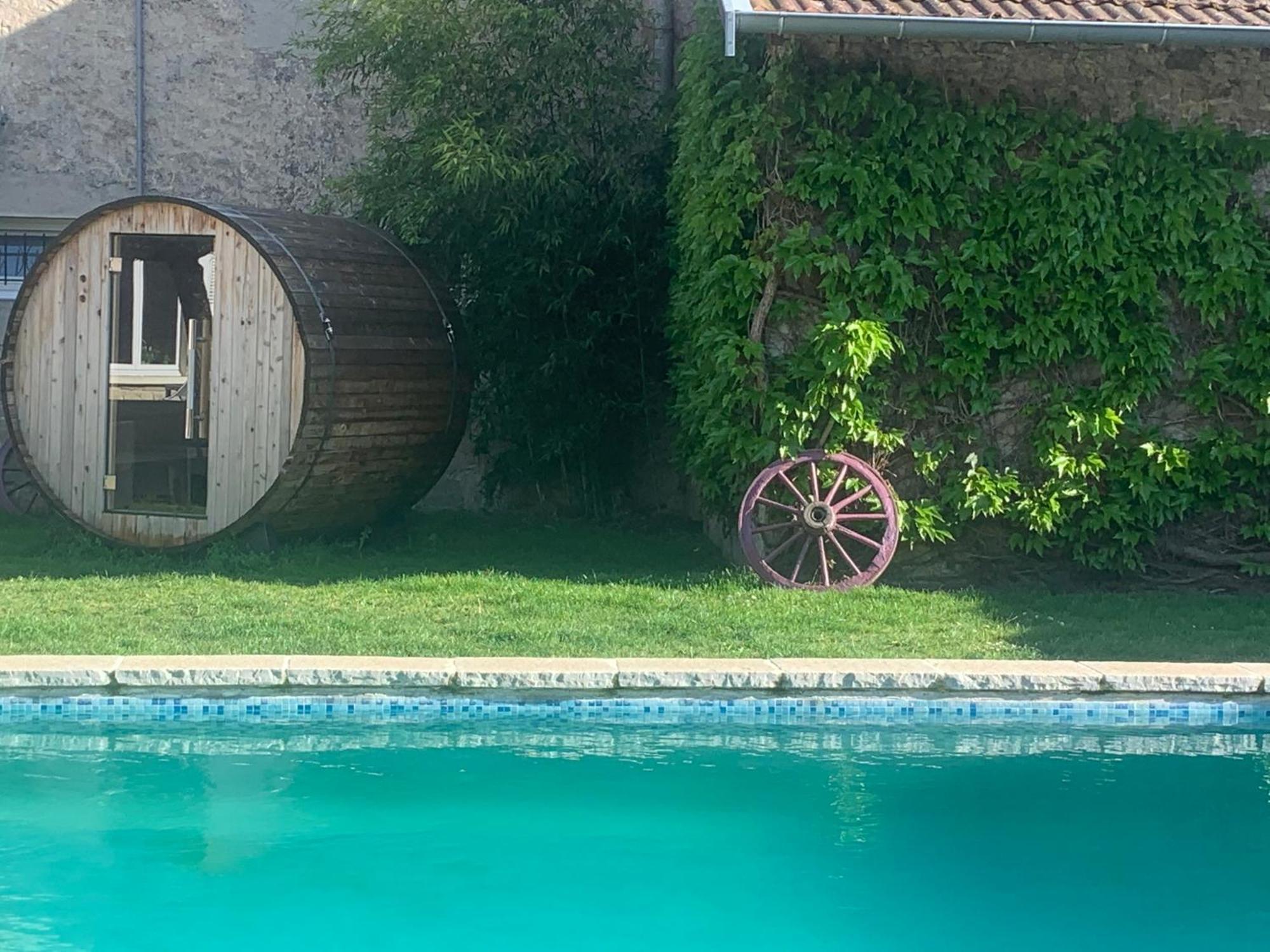 Bed and Breakfast Le Saint-Hilaire Екстер'єр фото