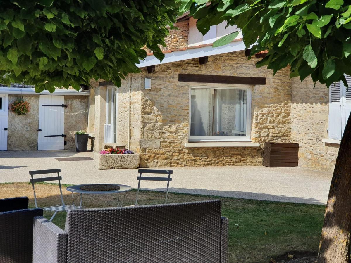 Bed and Breakfast Le Saint-Hilaire Екстер'єр фото